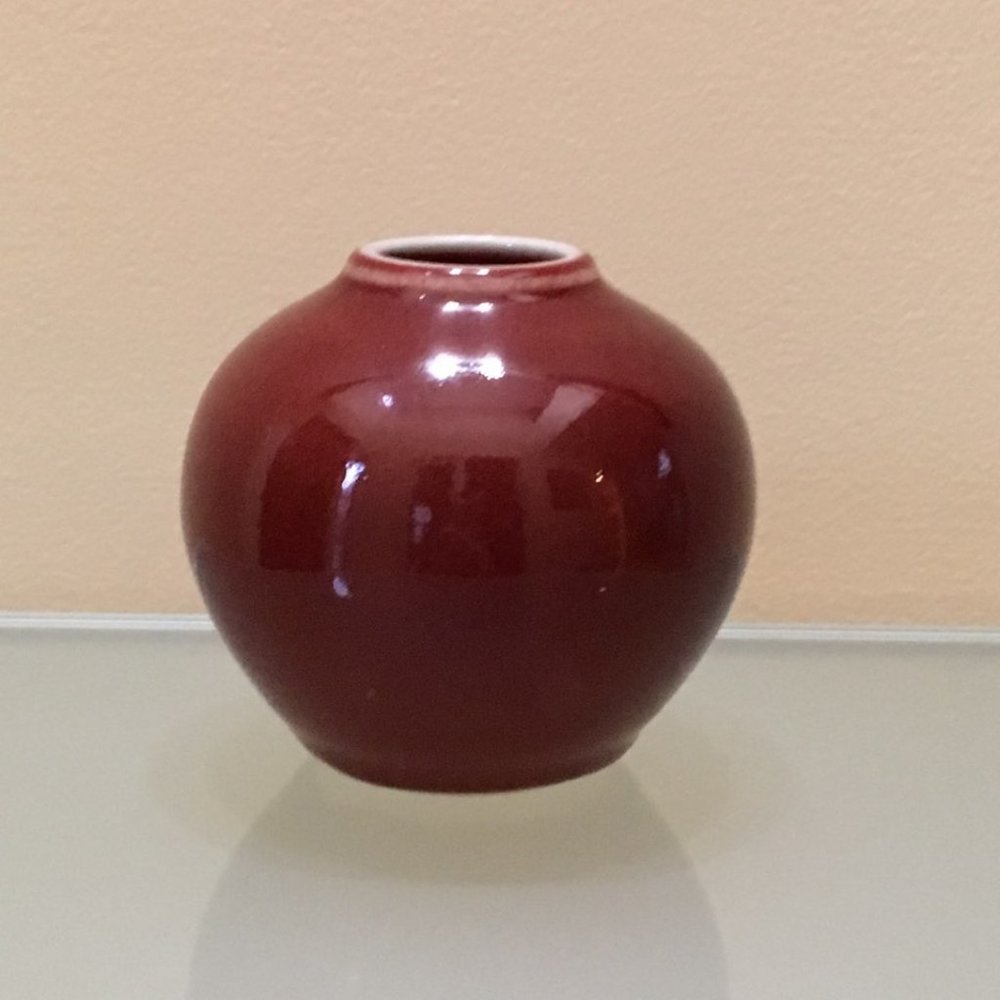 NWOT - Handmade ceramic round burgundy vase